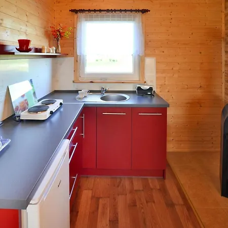 Дом отдыха Comfortable With A Fireplace And Terrace,